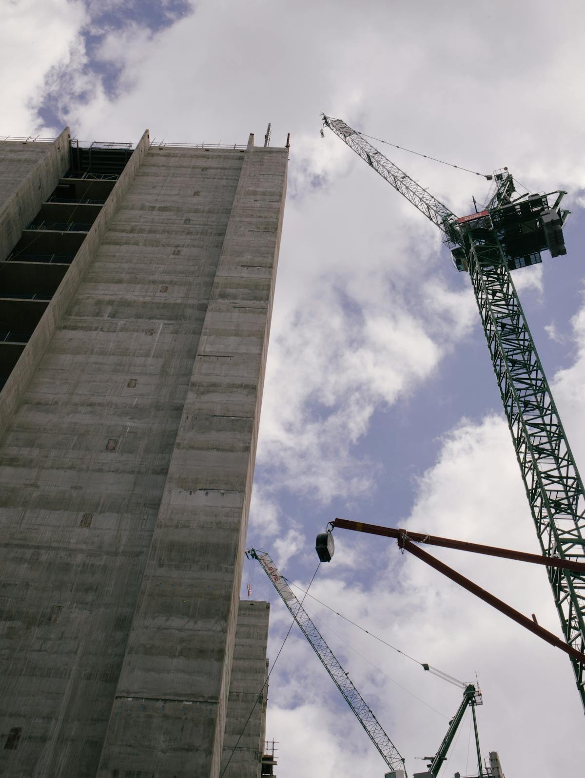 How Long Does a Concrete Foundation Last on Houston Clay Soil?